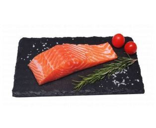 Fish Norwegion Salmon Fillet 400 Grams 48AED