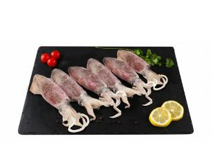 Fresh Medium whole squid Local 1kg 48AED